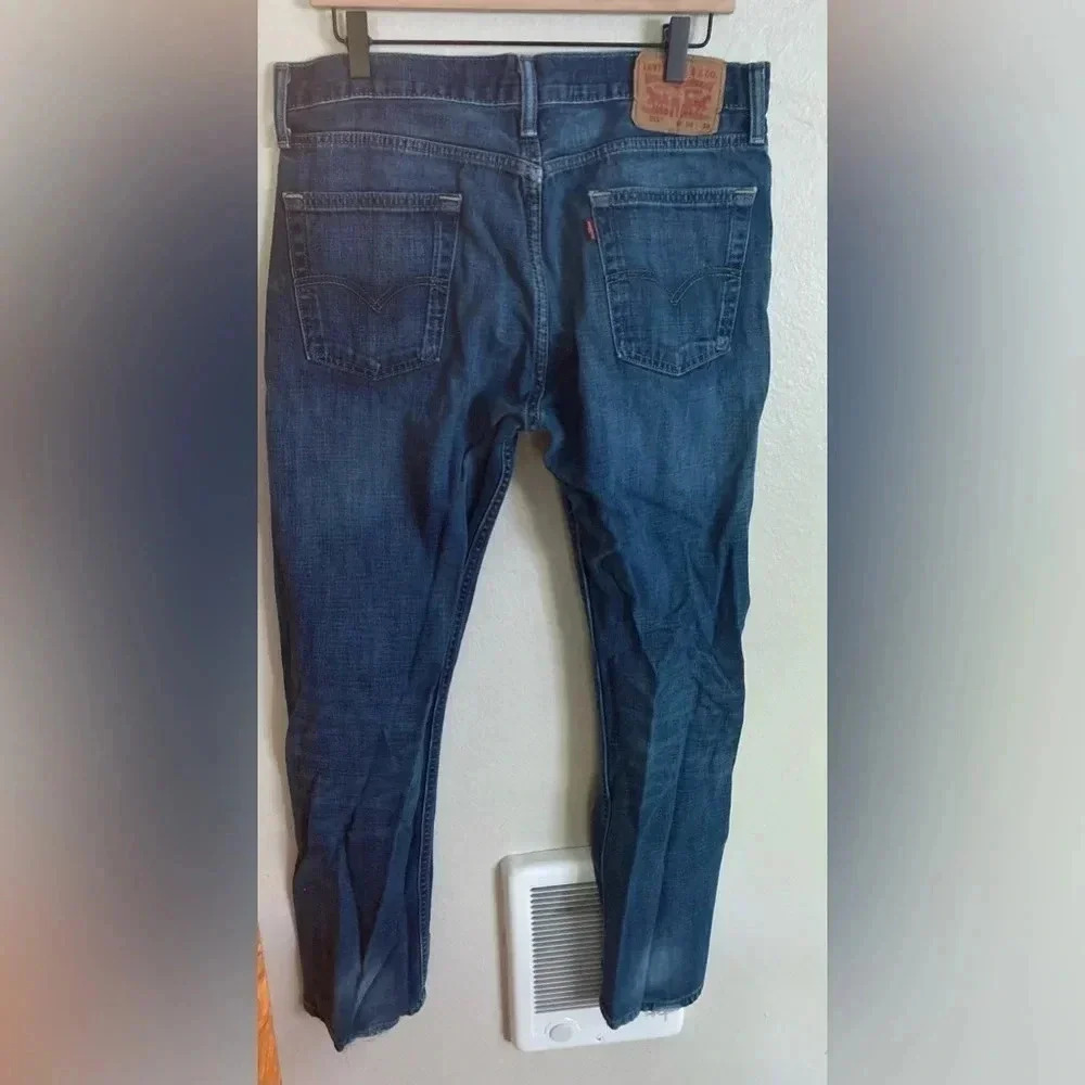 Levi’s Men’s 513 34X 32 Jeans Medium Wash - Picture 2 of 4